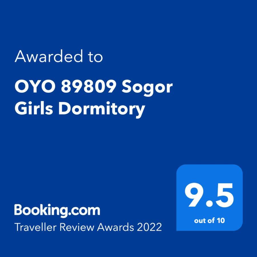 Oyo 89809 Sogor Girls Dormitory Female Only Georgetown Exterior foto